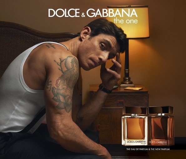  Dolce &amp; Gabbana The One Eau de Parfum luxus parfüm elegáns beltéri környezetben