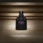 50 ML VALENTINO UOMO Born in Roma Extradose Uomo Eau de Parfum  7 of 8 Born in Roma Extradose Uomo Eau de Parfum