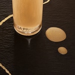 130 ML LA PRAIRIE Pure Gold Pure Gold Revitalising Essence  4 of 6 Pure Gold Revitalising Essence