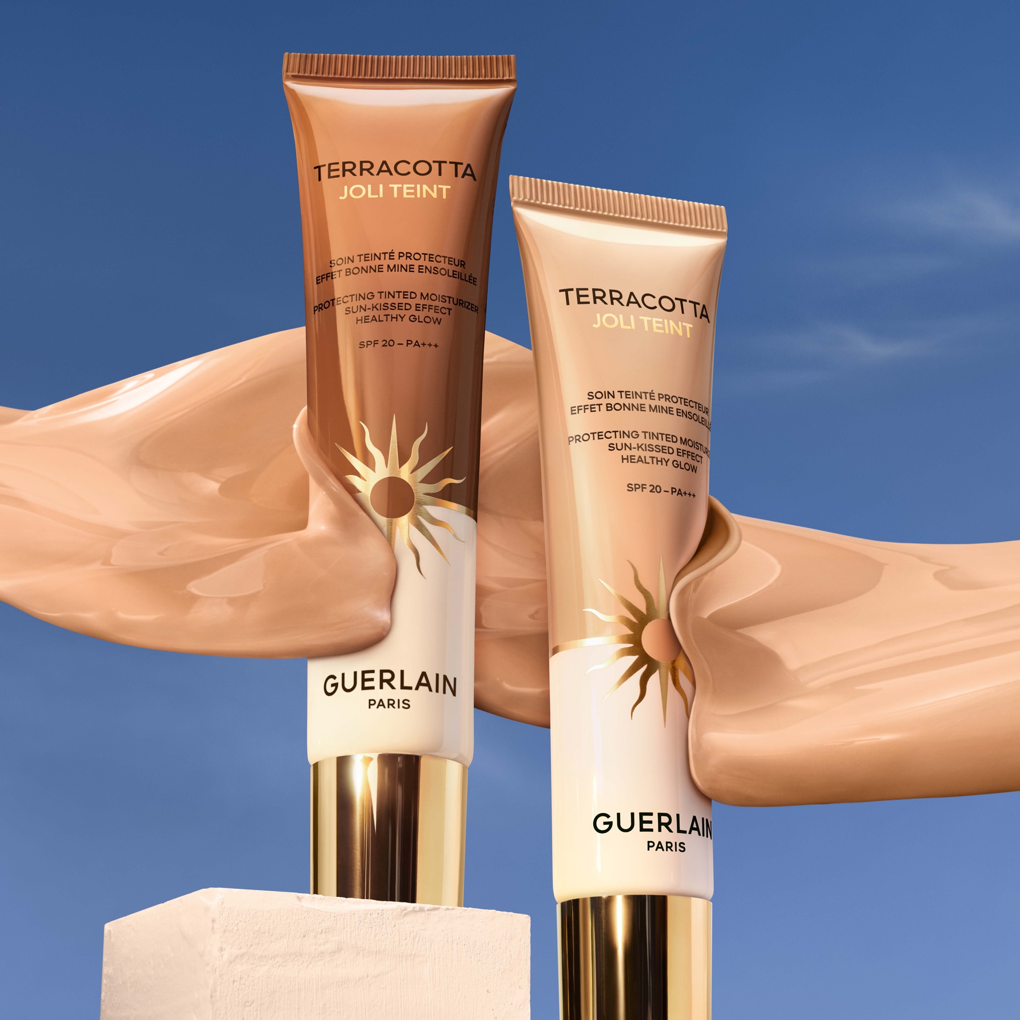 Joli Teint Védő színezett hidratáló