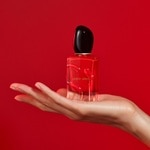 50 ML ARMANI Sí Si Passione Eau de Parfum  2 of 5 Si Passione Eau de Parfum