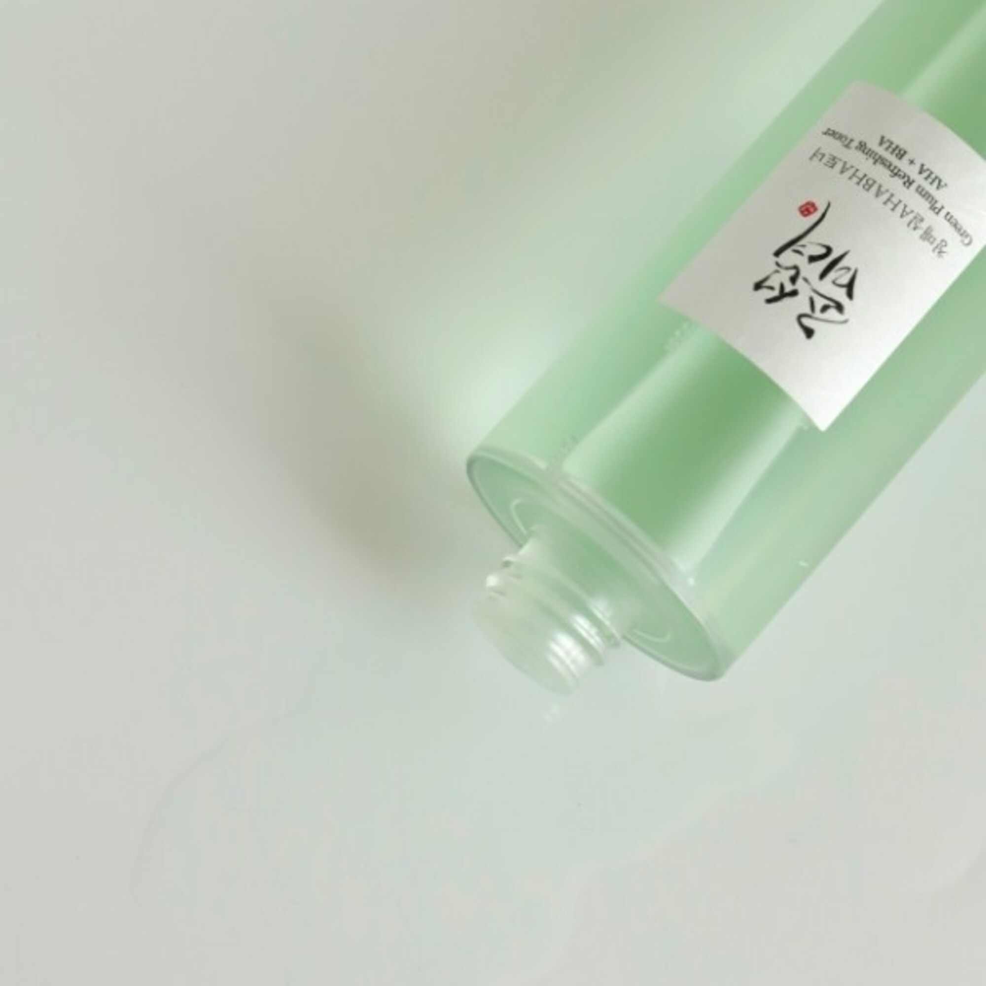 Hámlasztó tonik Green Plum Toner AHA BHA