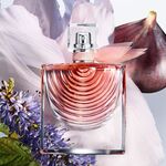 50 ML Lancôme La vie est belle La vie est belle Iris Absolu Eau de Parfum  2 of 3 La vie est belle Iris Absolu Eau de Parfum