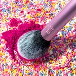 REAL TECHNIQUES Blush Brush Blush Brush Pirosító ecset 3 of 3 Blush Brush Pirosító ecset