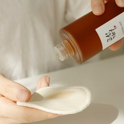 Víz a Ginseng Essence Water