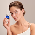 20 ML LA PRAIRIE Skin Caviar Skin Caviar Luxe Eye Cream 5 of 6 Skin Caviar Luxe Eye Cream