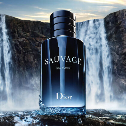 SAUVAGE EAU FORTE