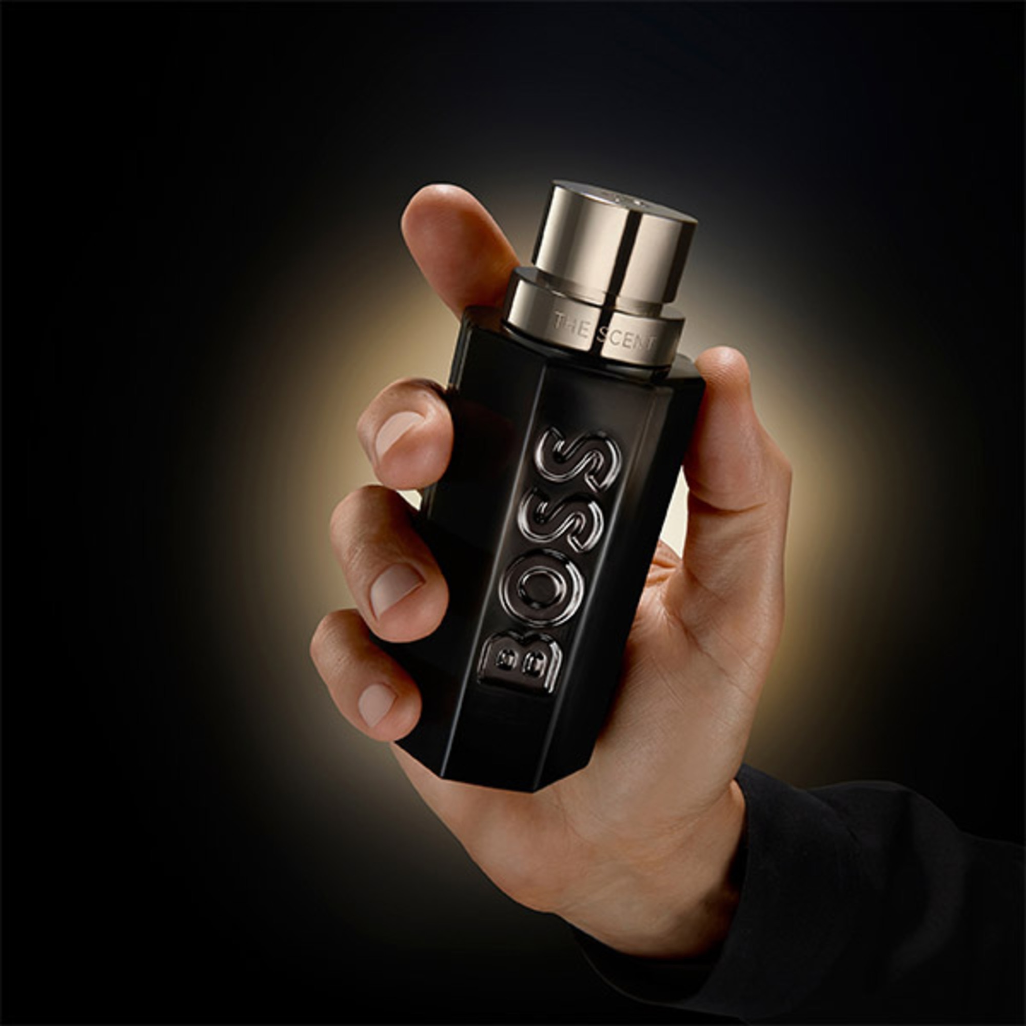 100 ML HUGO BOSS The Scent Magnetic The Scent Magnetic Eau de Parfum for Him  1 of 7 