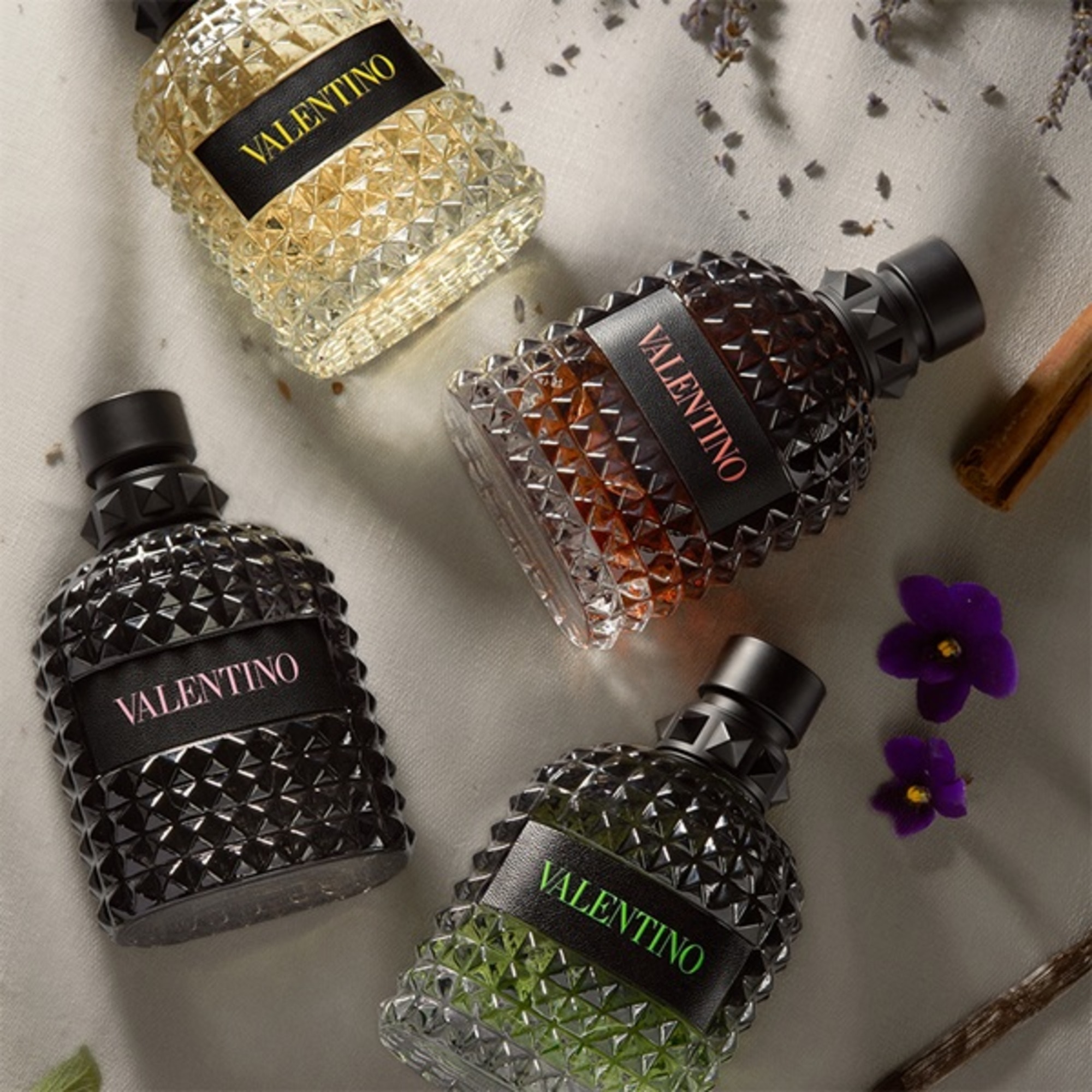 BORN IN ROMA UOMO INTENSE Eau de Parfum