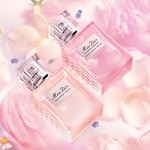 30 ML Dior Miss Dior Miss Dior Hair Oil 2 of 2 Miss Dior Hair Oil