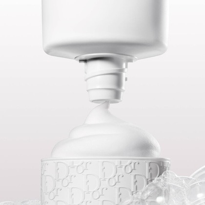 Dior OFF/ON Foaming Cleanser