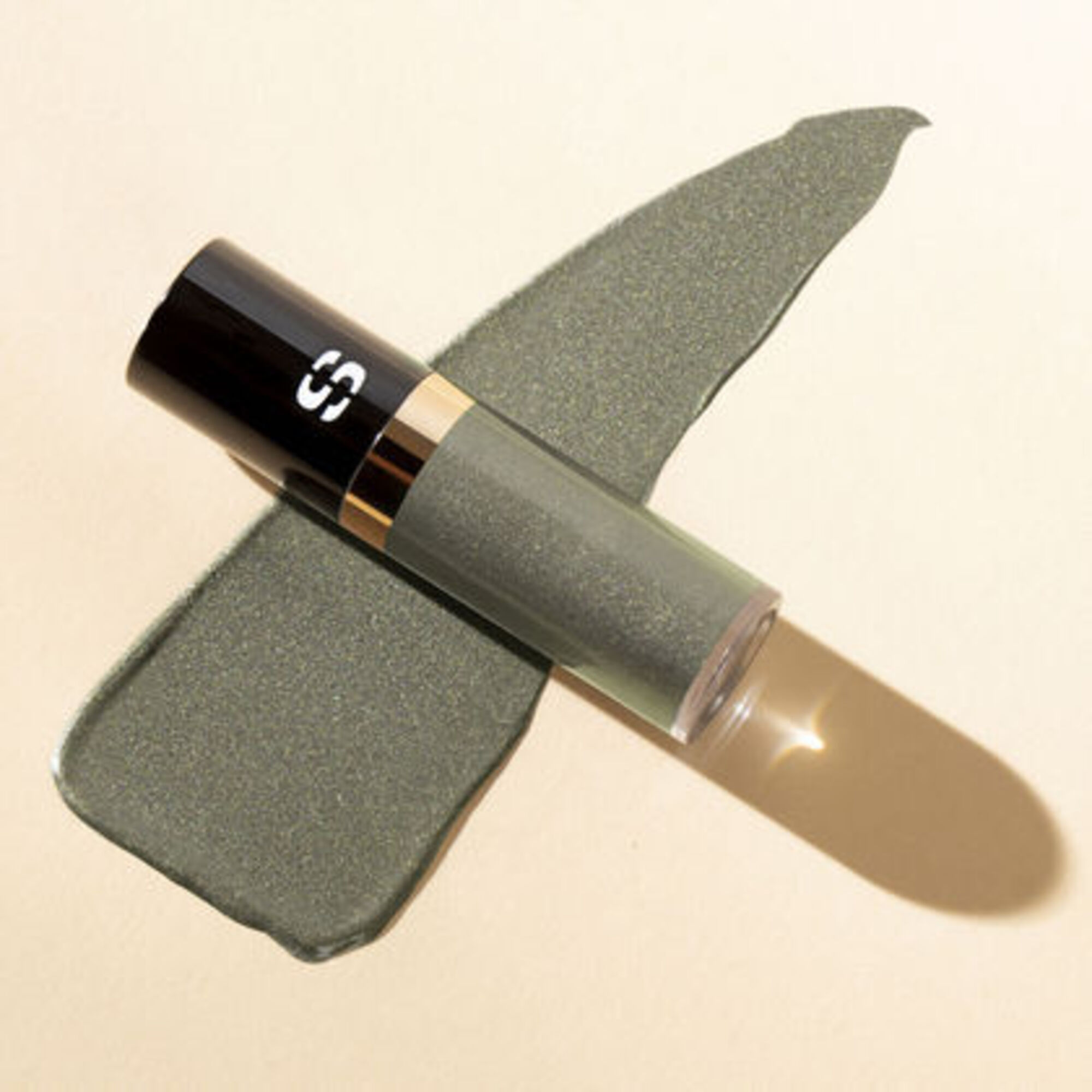 OMBRE ECLAT LIQUIDE Folyékony szemhéjfesték