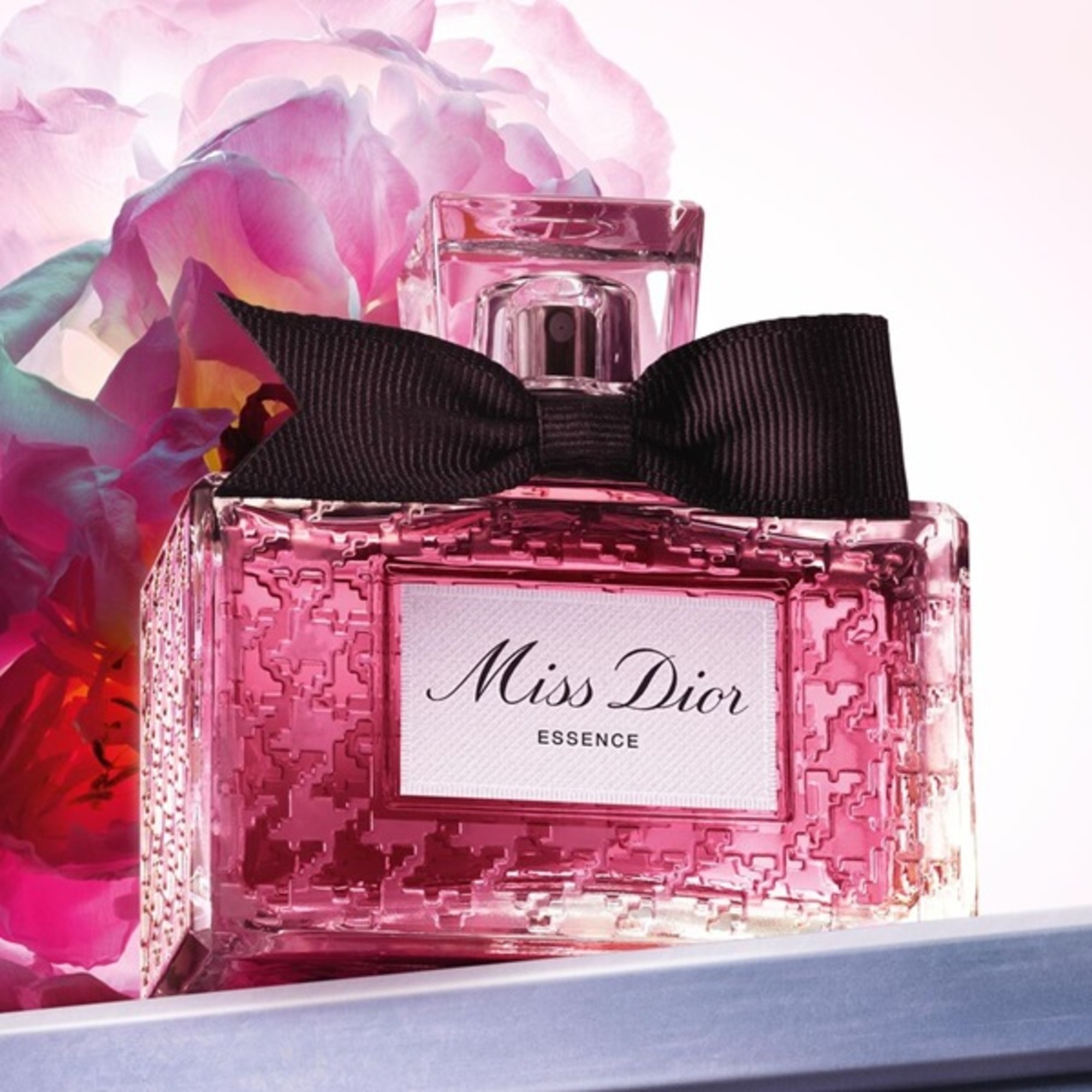 80 ML Dior Miss Dior Miss Dior Essence 1 of 7