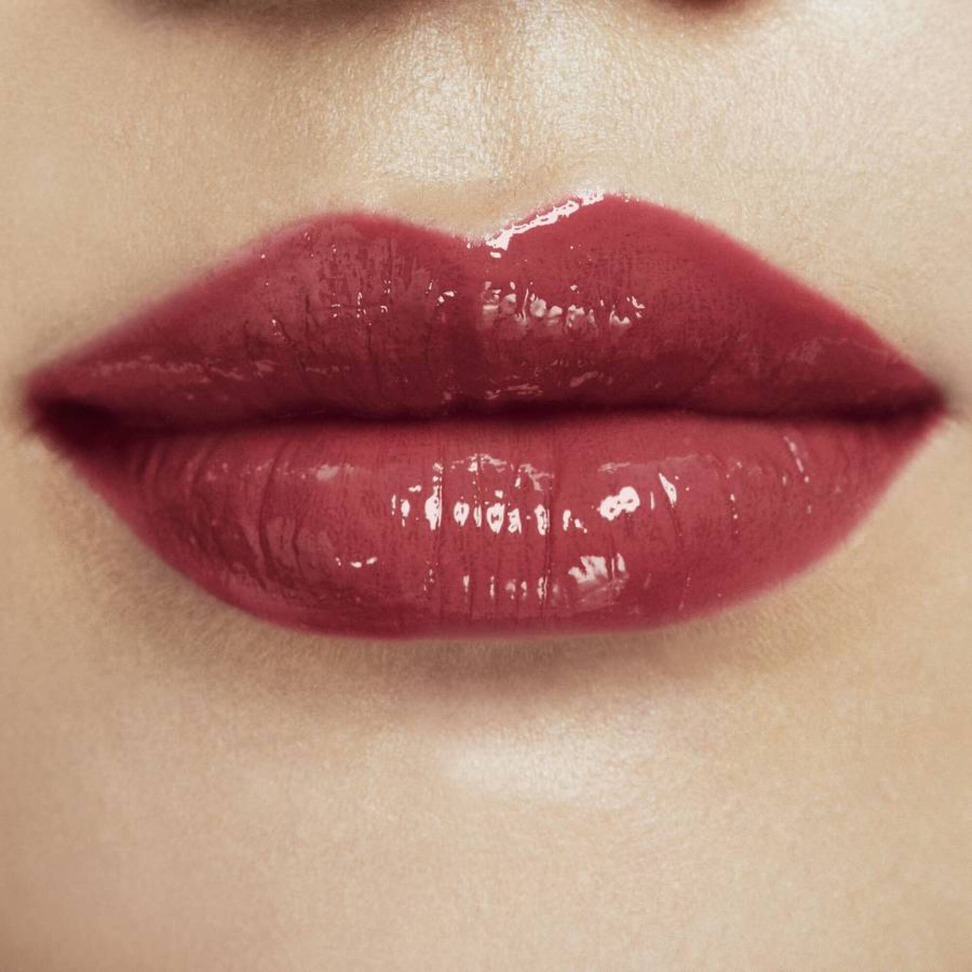  YVES SAINT LAURENT ROUGE VOLUPTE ROUGE VOLUPTE CANDY GLAZE Ajakrúzs  1 of 3 
