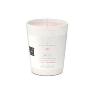290 GR Rituals The Ritual of Sakura The Ritual of Sakura Refill Illatgyertyáka  1 of 2 