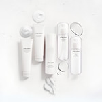 125 ML SHISEIDO CLEANSERS&SOFTENERS Clarifying Cleansing Foam 2 of 4 Clarifying Cleansing Foam