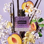100 ML VALENTINO DONNA Born in Roma Purple Melancholia Donna Eau de Parfum 2 of 5 Born in Roma Purple Melancholia Donna Eau de Parfum