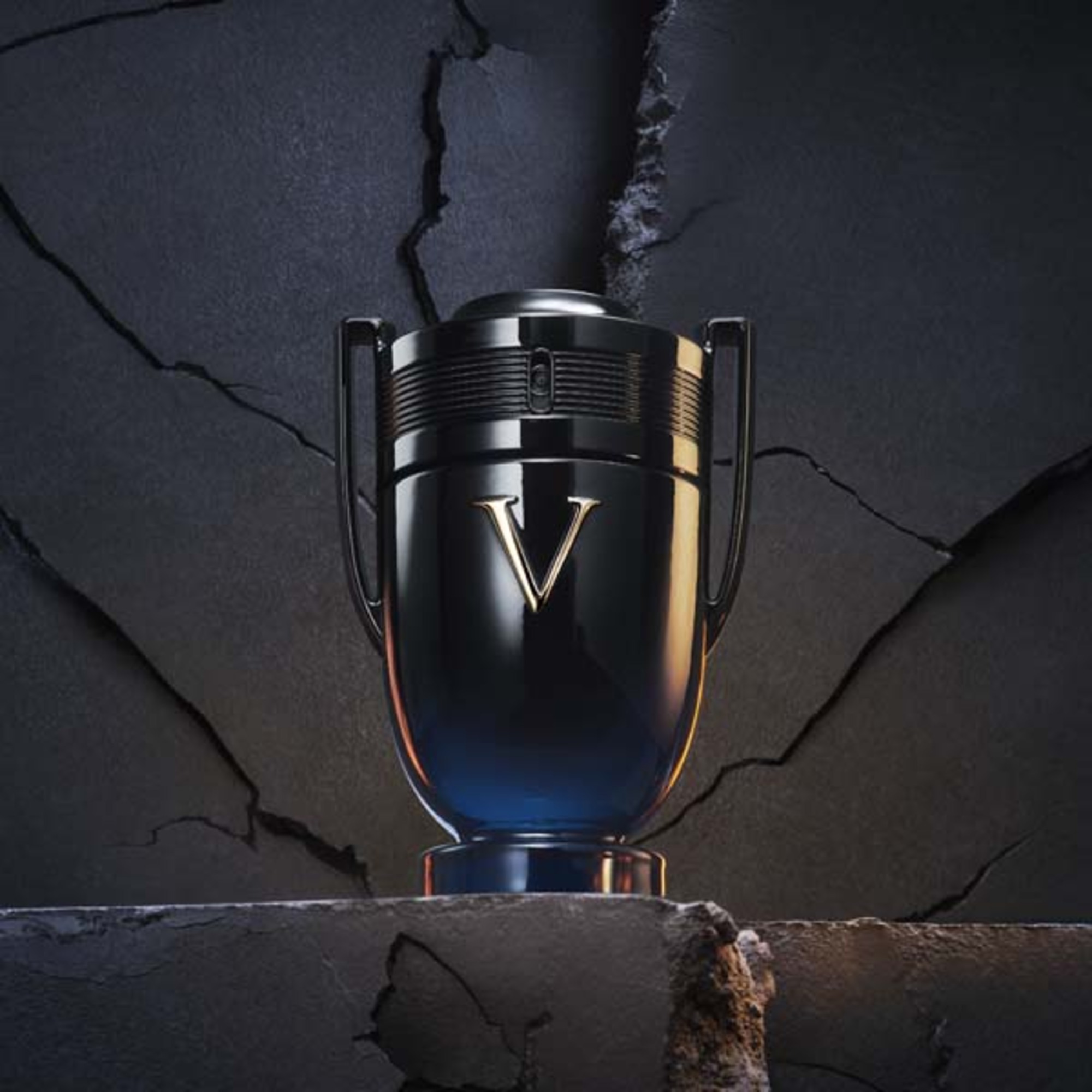 100 ML RABANNE Invictus Invictus Victory Elixir Eau de Parfum 1 of 5