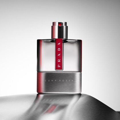 LUNA ROSSA