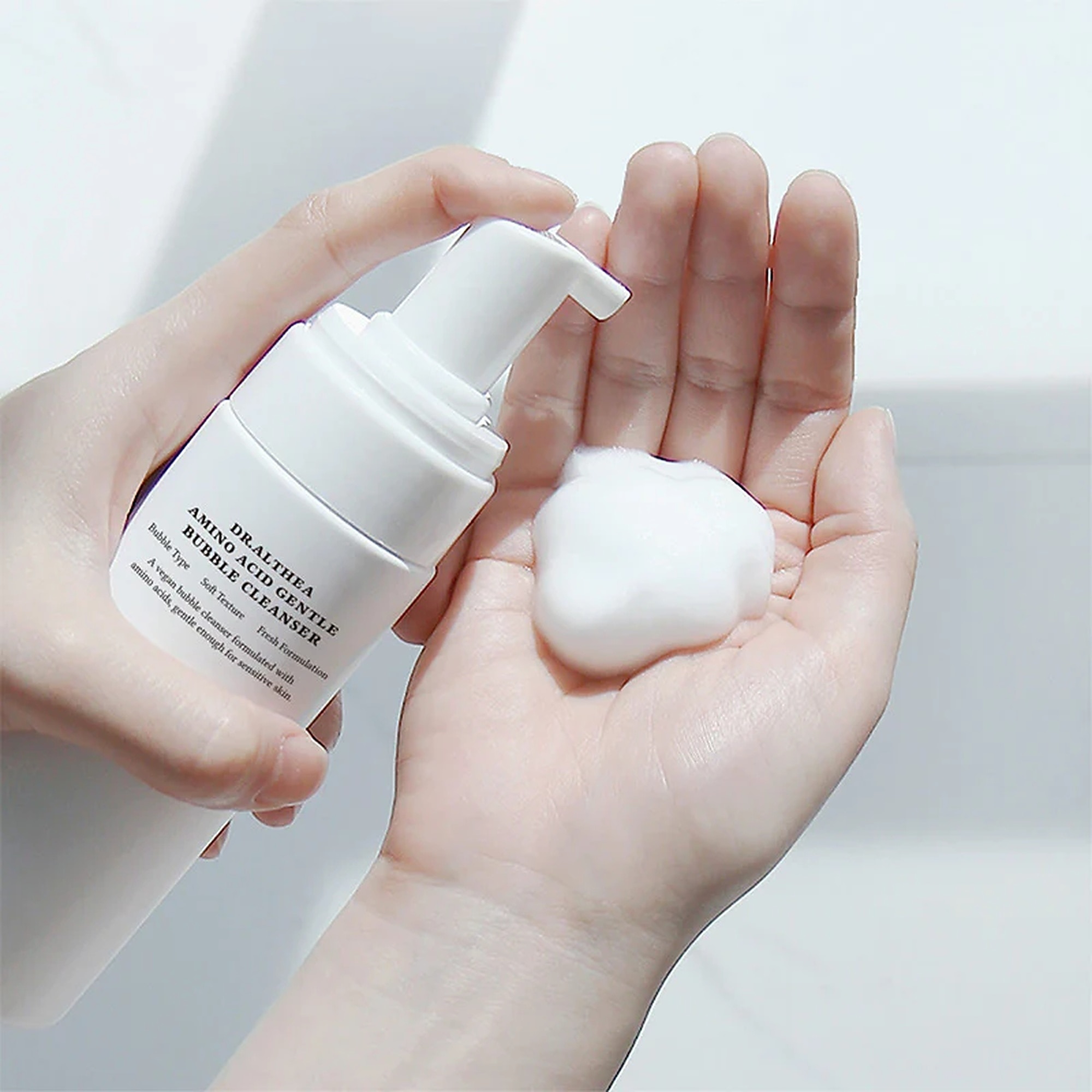 140 ML DR. ALTHEA SKIN-CARE Tisztító Amino Acid Gentle Bubble 1 of 4