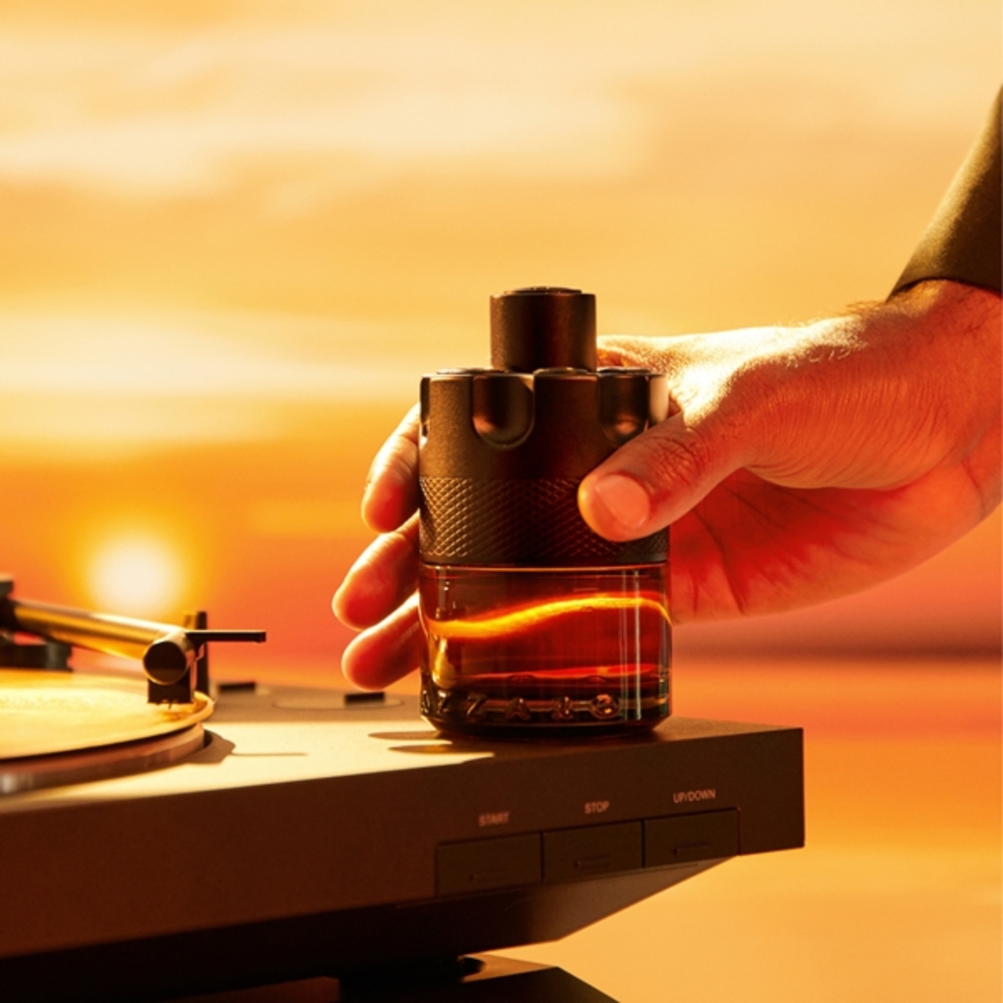 100 ML Azzaro THE MOST WANTED The Most Wanted Le Parfum  1 of 7 