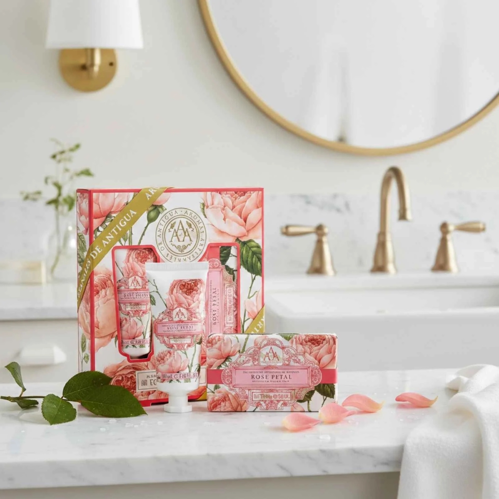 60+200 ML+G SOMERSET AAA Body Care Ápoló szett Rose Petal 2 of 2 Ápoló szett Rose Petal