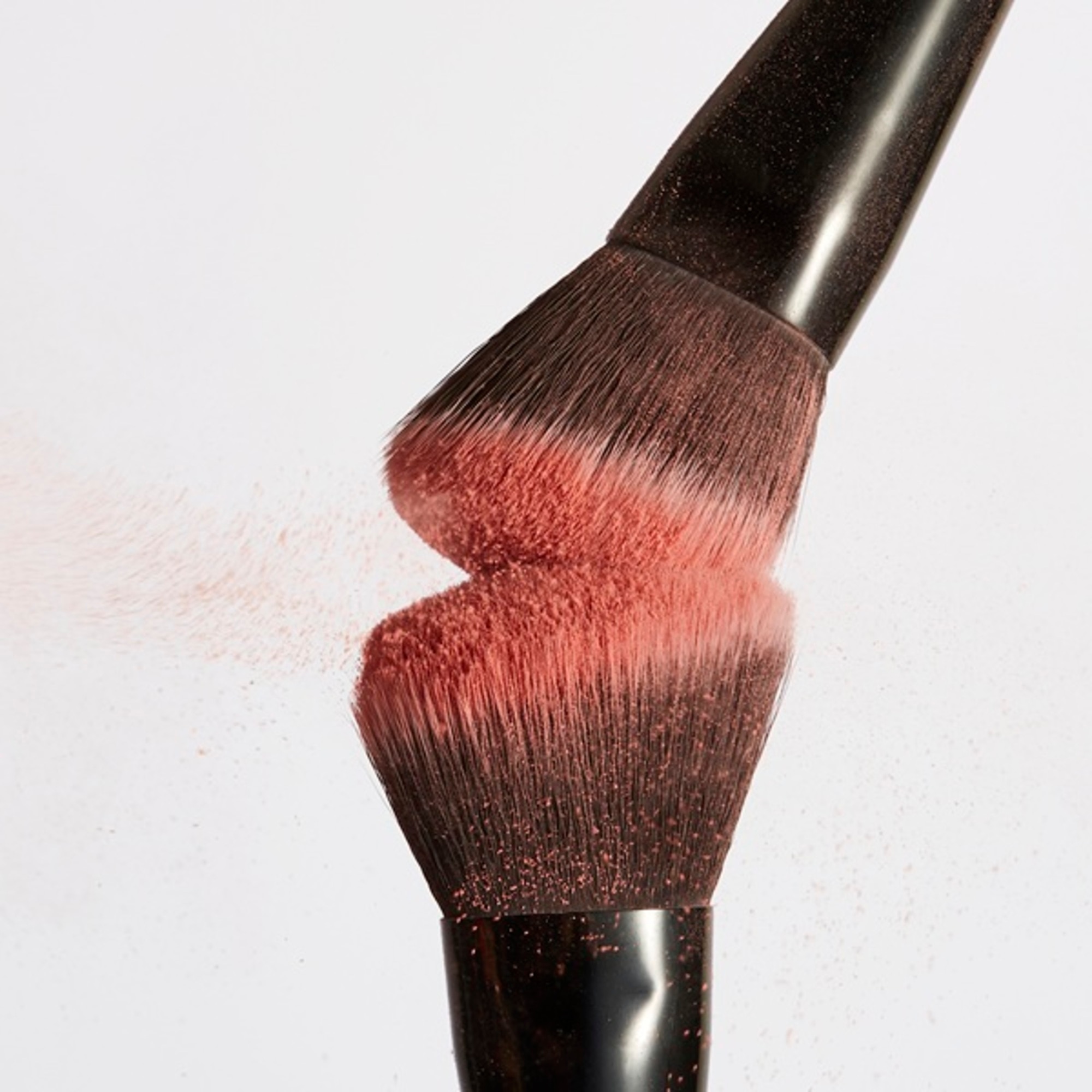 Pirosító és bronzosító ecset N°08