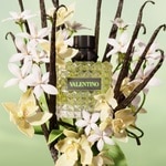 50 ML VALENTINO BORN ROMA GREEN DONNA Born in Roma Donna Green Stravaganza Eau de Parfum 2 of 8 Born in Roma Donna Green Stravaganza Eau de Parfum