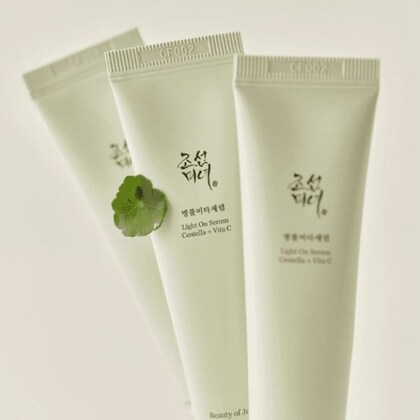 Szérum az arcra Light On Serum Centella Vita C