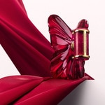 30 ML Carolina Herrera La Bomba La Bomba Eau de Parfum Intensa 7 of 7 La Bomba Eau de Parfum Intensa