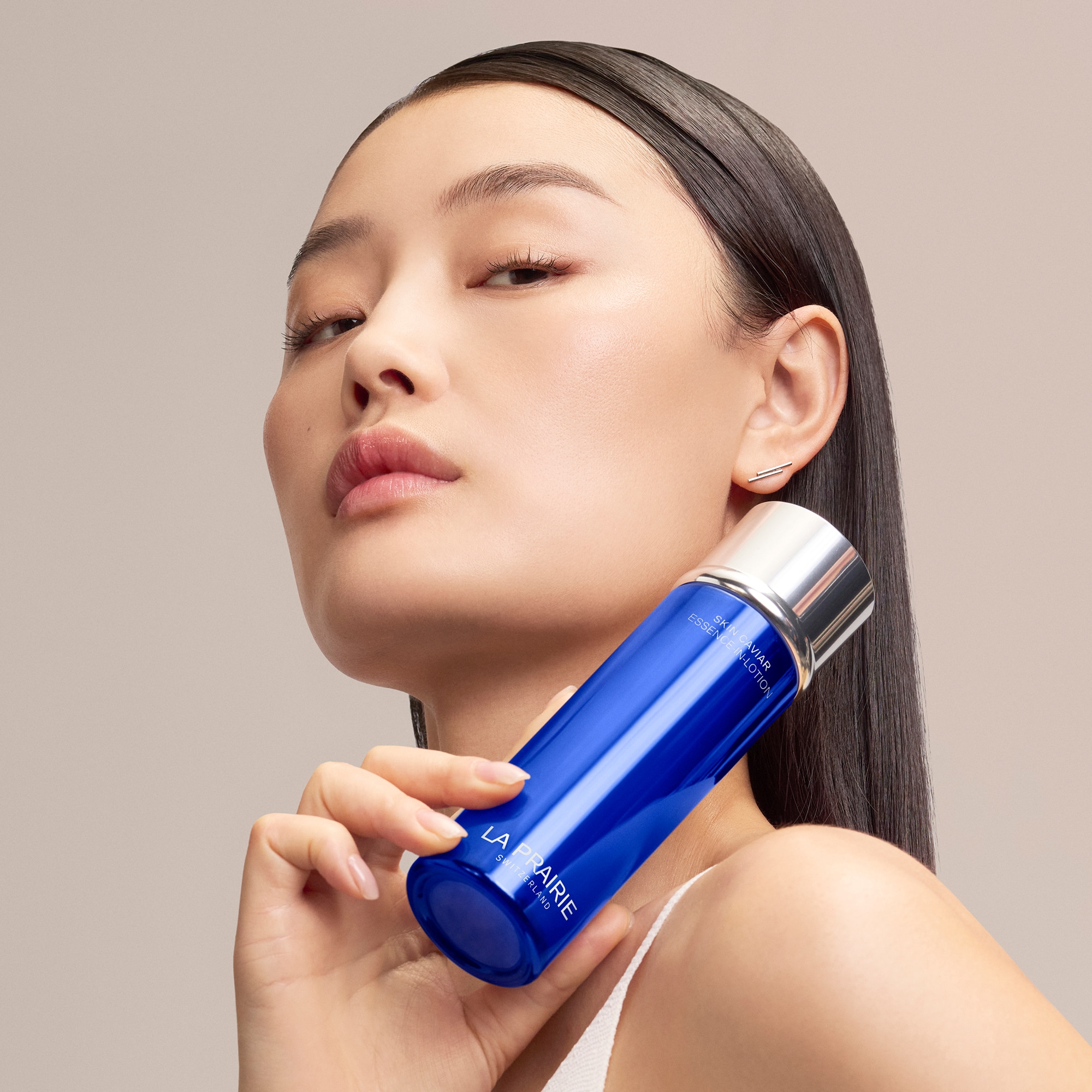 Skin Caviar Essence-In-Lotion Szérum előtti arcápoló