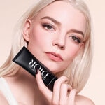 35 ML Dior  Dior Forever Velvet Veil  7 of 8 Dior Forever Velvet Veil