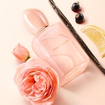 50 ML ARMANI Sí Si Nude Bloom Eau de Parfum 4 of 7 Si Nude Bloom Eau de Parfum