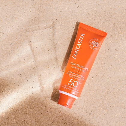 Sun Sensitive Olajmentes Fényvédő Fluid Arcra SPF50